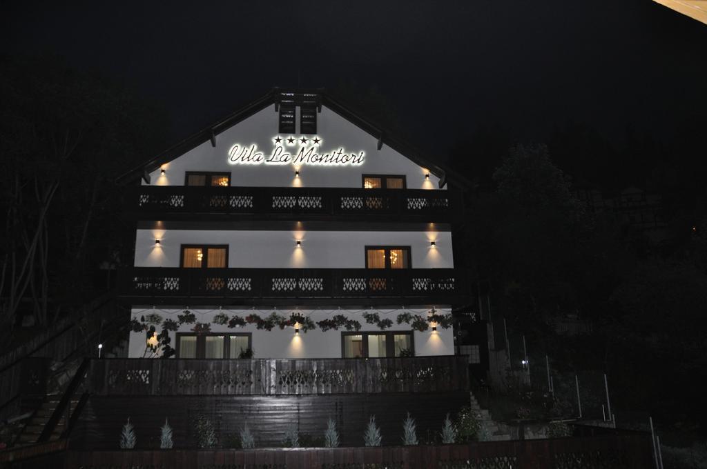 La Monitori Hotell Sinaia Rum bild
